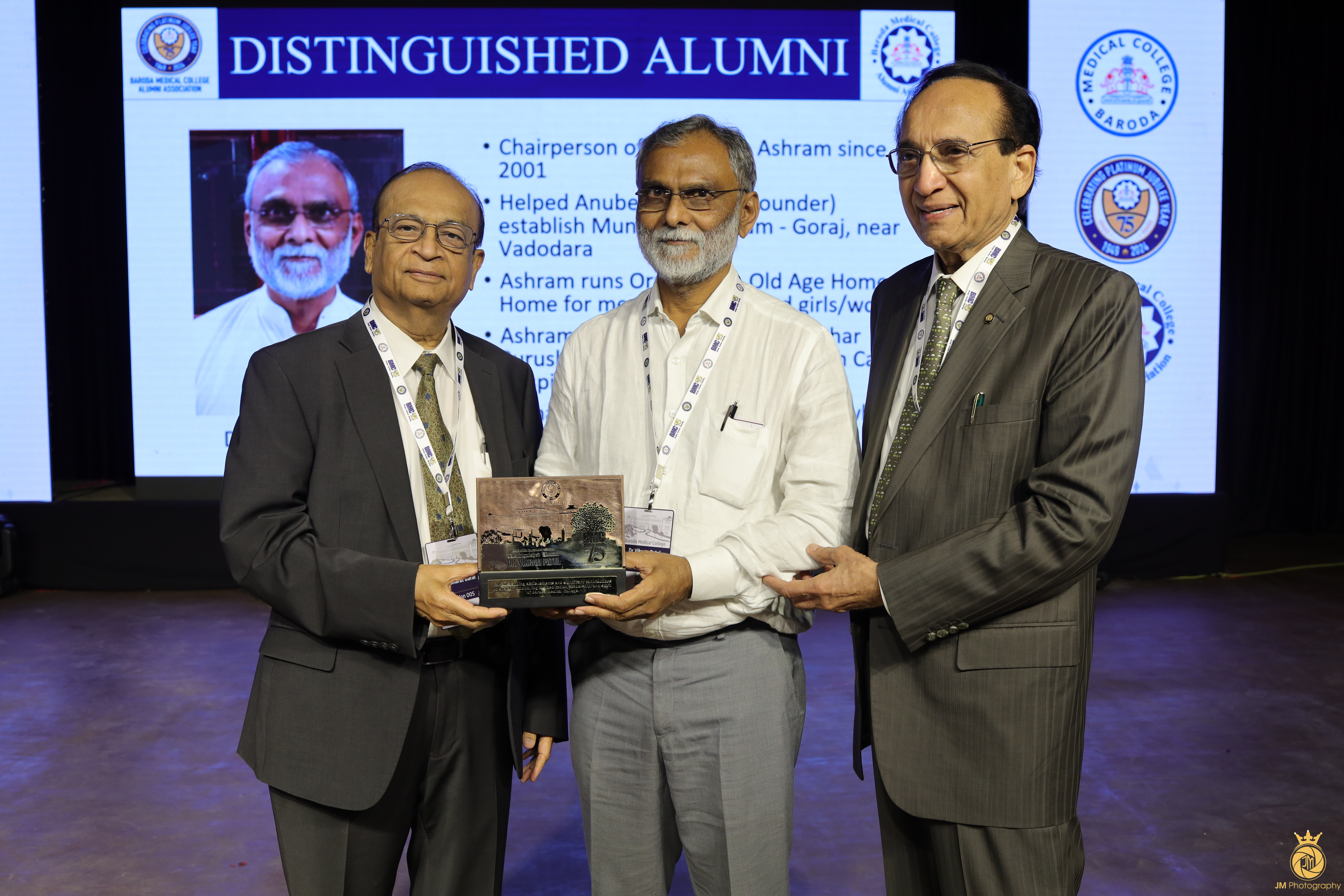 Gallery/Distinguished Alumni and Former Teachers/177A7530.JPG